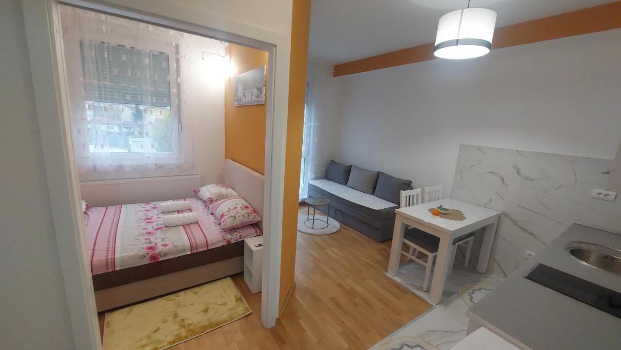 Apartman Solunska 18 Баня Лука Екстериор снимка